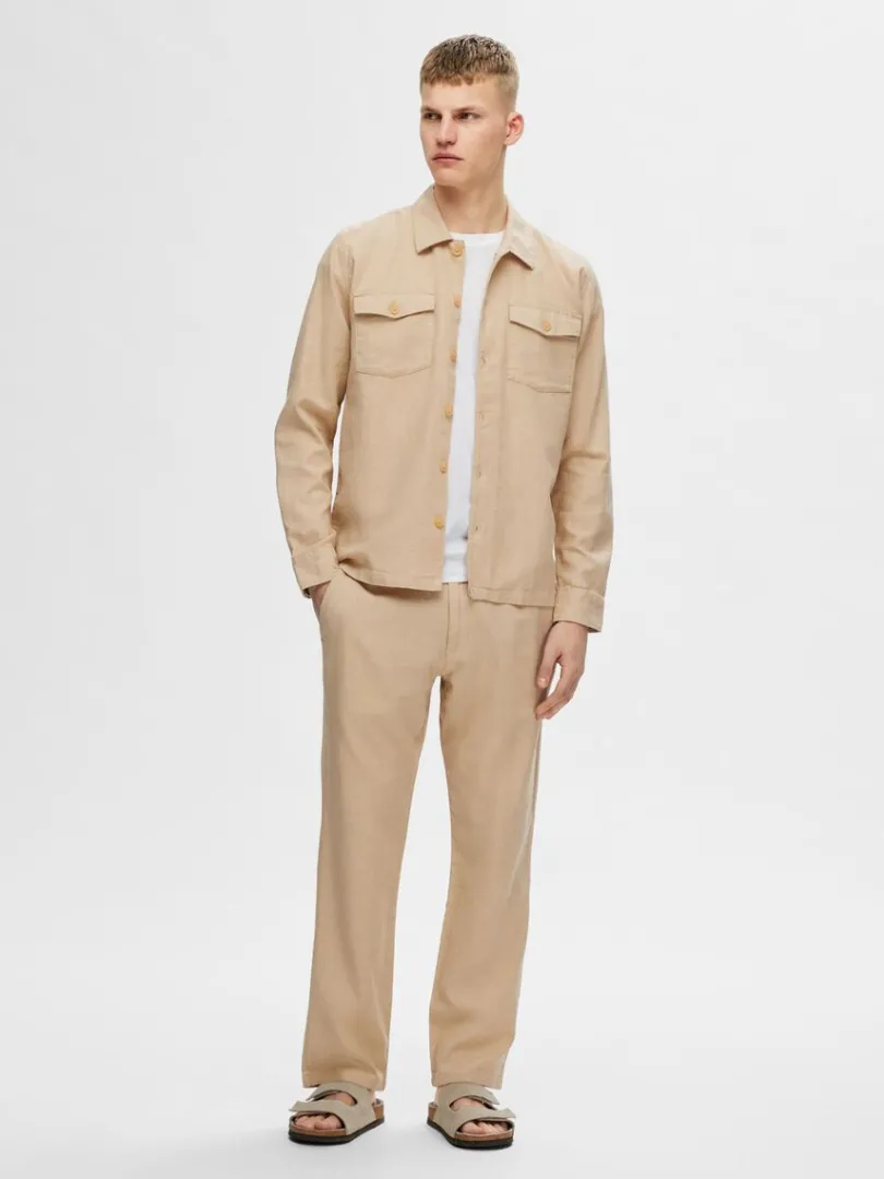 langrmet_overshirt_2-4.webp Overtøj | Skjorter>SELECTED LANGÆRMET OVERSHIRT Beige