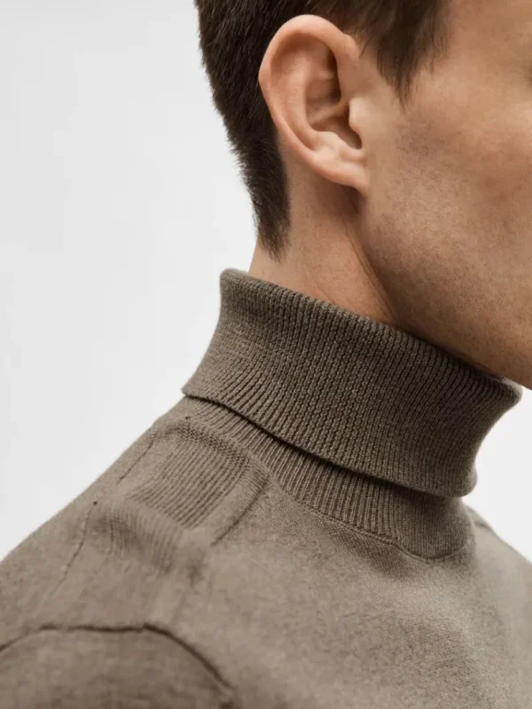 Strik>SELECTED LANGÆRMET RULLEKRAVE PULLOVER Brown