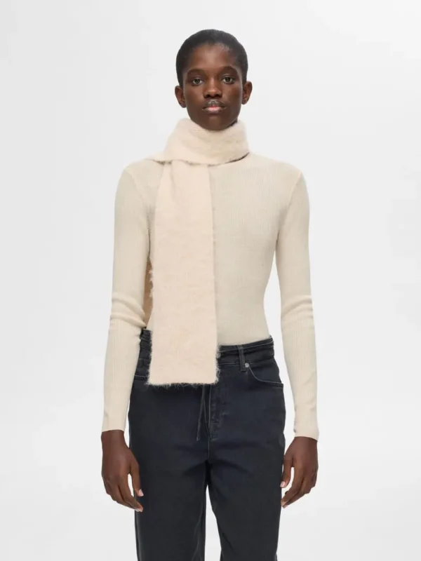 Strik>SELECTED LANGÆRMET STRIKKET TOP Beige