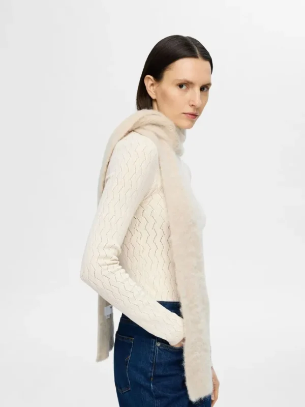 Strik>SELECTED LANGÆRMET STRIKKET TOP Beige