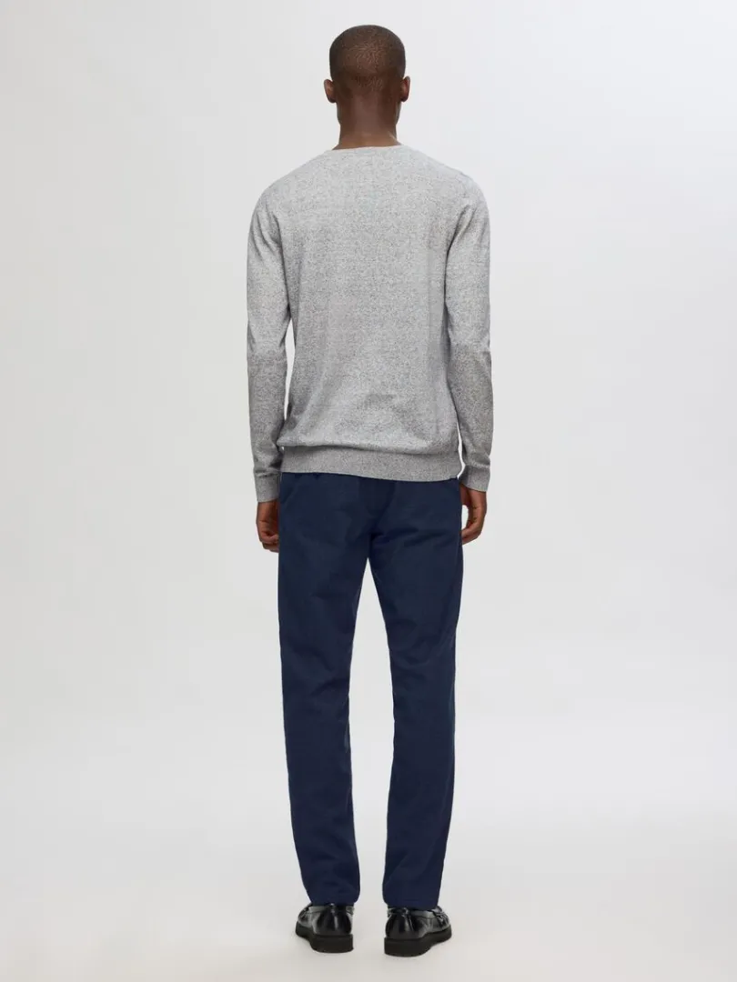 langrmet_striktrje_5-37.webp Strik>SELECTED LANGÆRMET STRIKTRØJE Grey