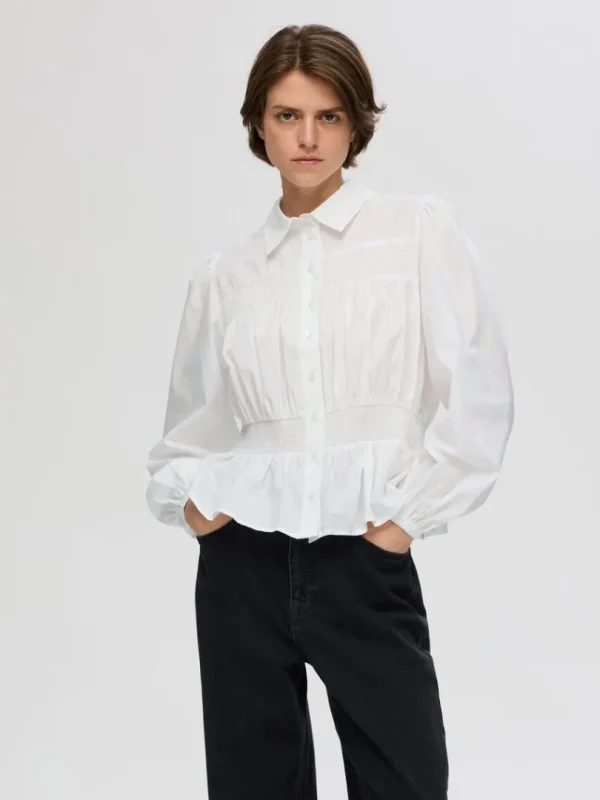 Skjorter>SELECTED LANGÆRMET TOP MED SMOCKSYNING White