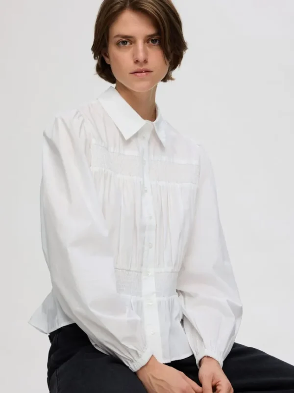 Skjorter>SELECTED LANGÆRMET TOP MED SMOCKSYNING White