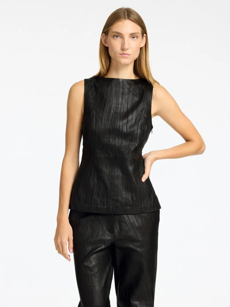 lder_top_0.webp Toppe Og Bluser>SELECTED LÆDER TOP Black