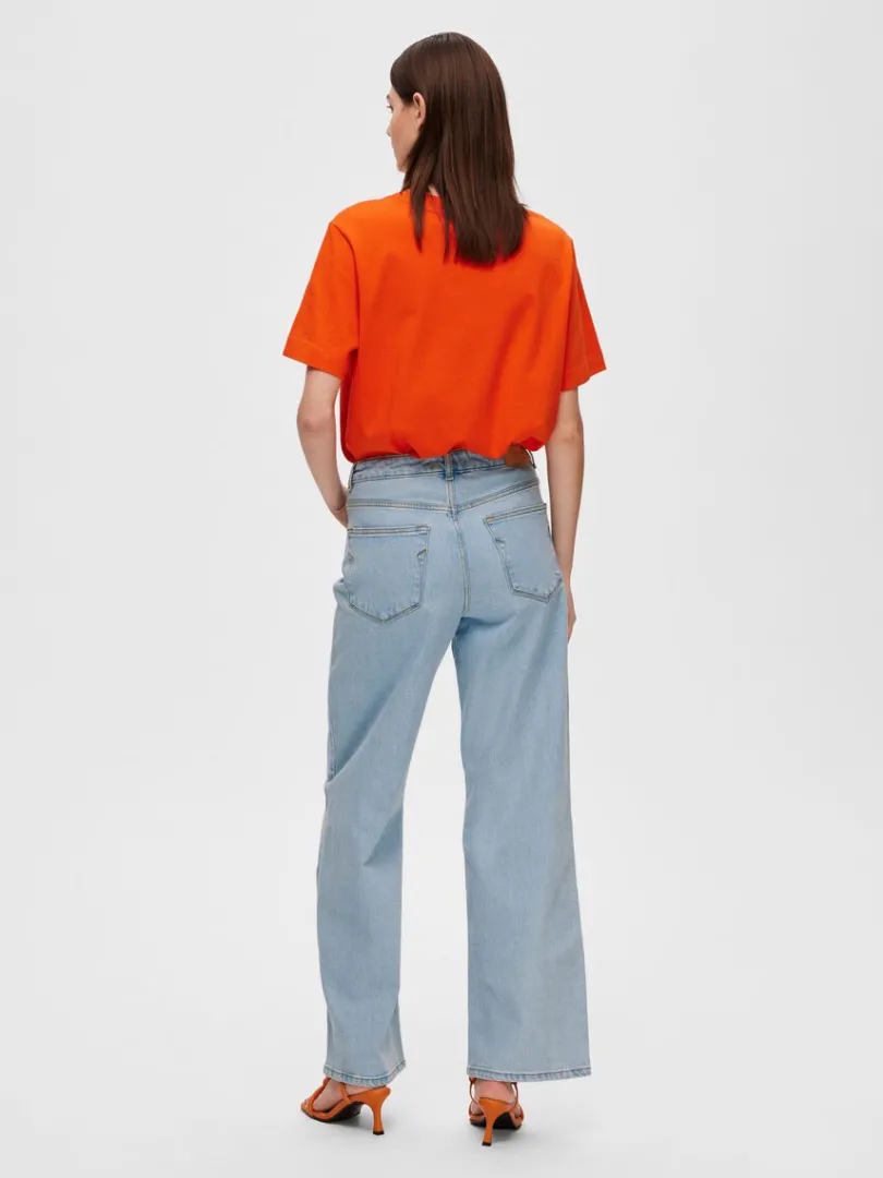 light_wash_hjtaljede_jean_4.webp Jeans>SELECTED LIGHT WASH HØJTALJEDE JEANS Blue