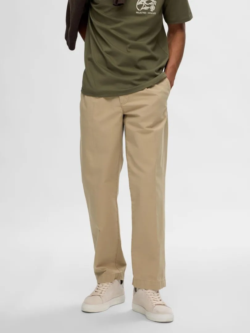 loose_fit_chinos_0-1.webp Bukser>SELECTED 220 LOOSE FIT CHINOS Beige