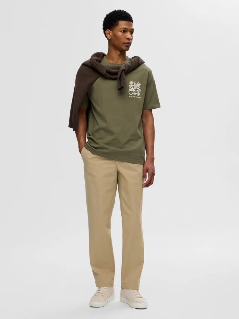 loose_fit_chinos_2-1.webp Bukser>SELECTED 220 LOOSE FIT CHINOS Beige