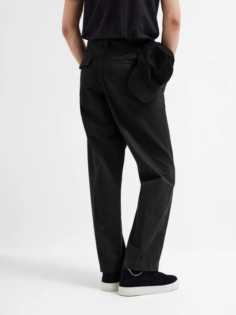 loose_fit_chinos_3.webp Bukser>SELECTED 220 LOOSE FIT CHINOS Black