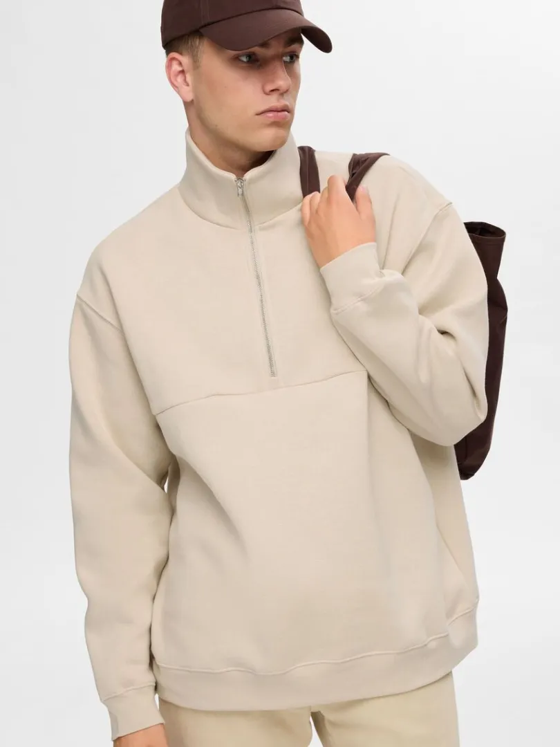 loose_fit_med_lynls_sweat_3.webp Hættetrøjer & Sweatshirts>SELECTED LOOSE FIT MED LYNLÅS SWEATSHIRT Beige