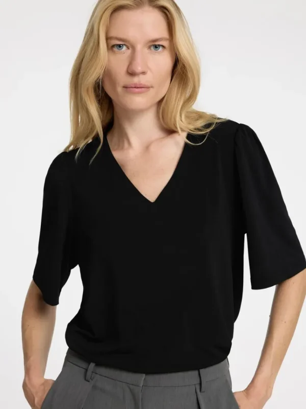 Toppe Og Bluser>SELECTED LOOSE FIT TOP MED V-HALS Black