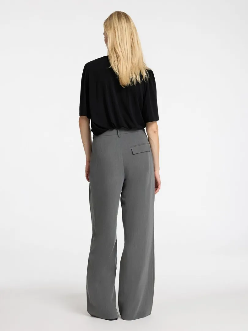 loose_fit_top_med_vhals_4.webp Toppe Og Bluser>SELECTED LOOSE FIT TOP MED V-HALS Black