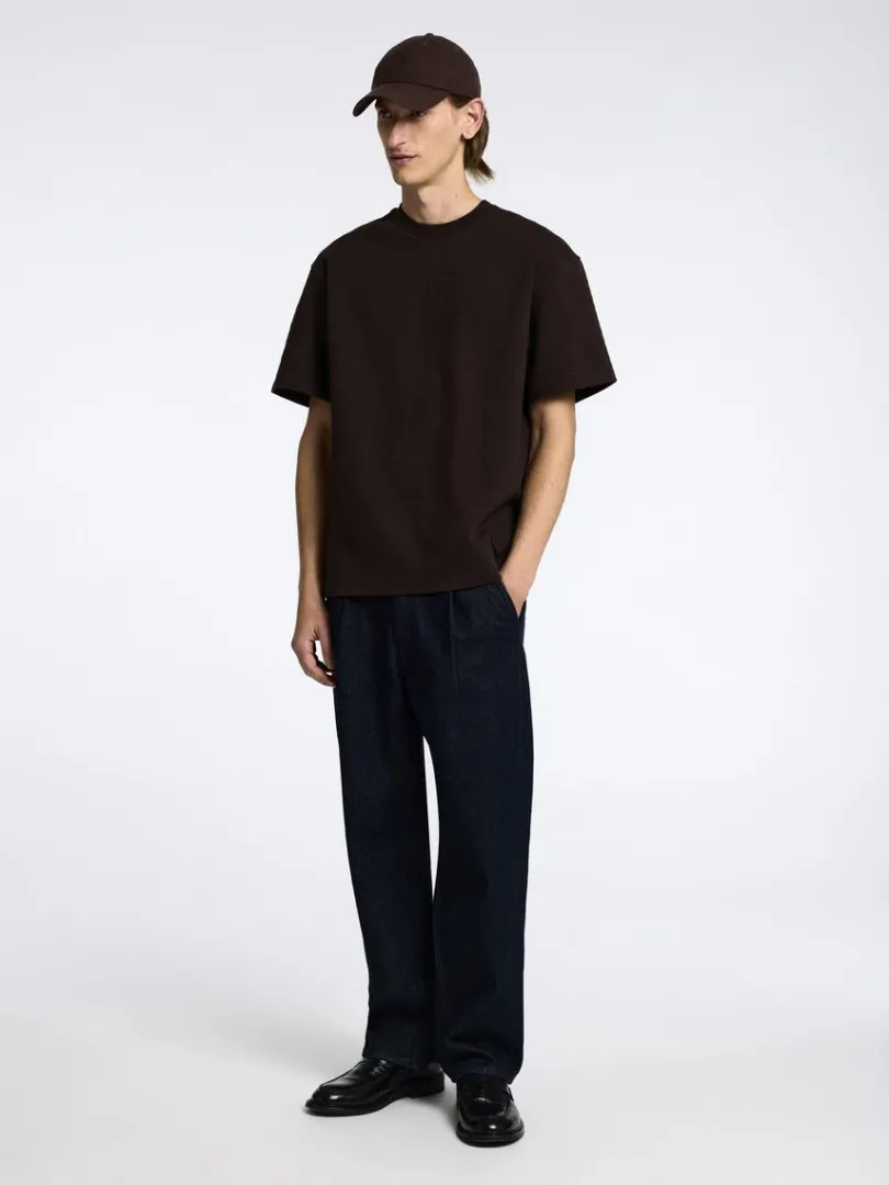 loose_fit_tshirt_1-1.webp T-shirts>SELECTED LOOSE FIT T-SHIRT Brown