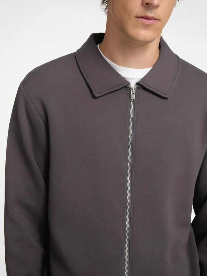 lynls_cardigan_3.webp Strik>SELECTED LYNLÅS CARDIGAN Grey