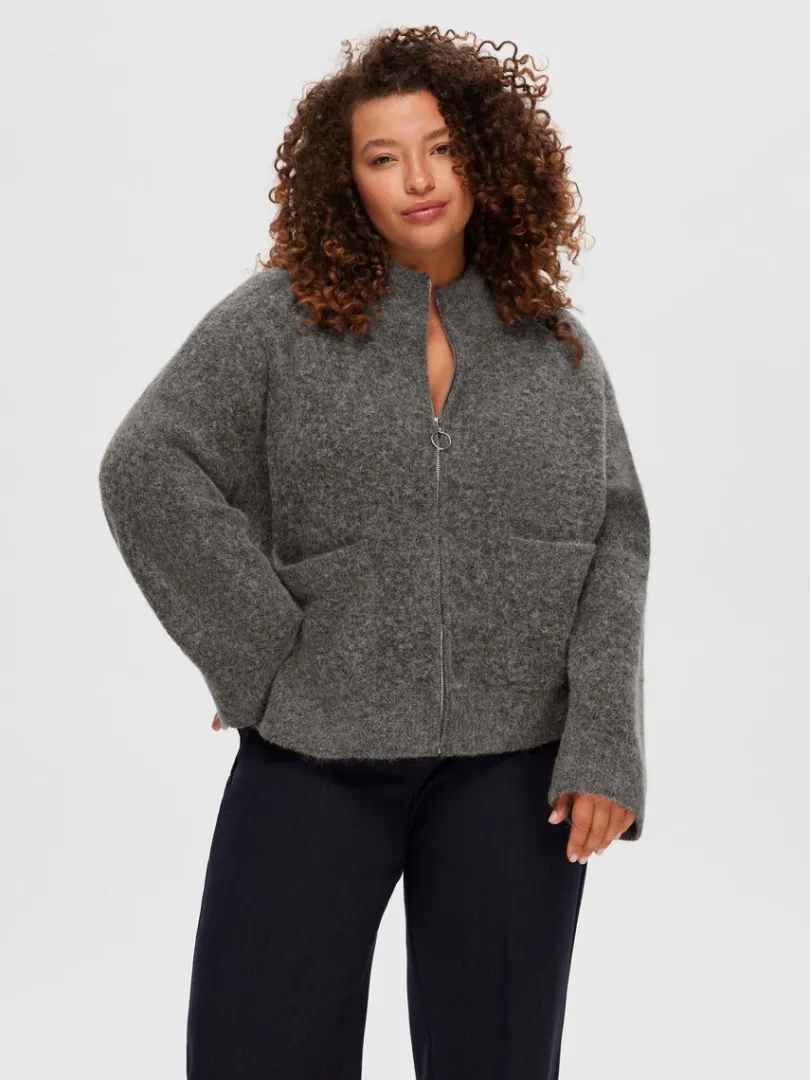 med_lynls_cardigan_6.webp Strik>SELECTED MED LYNLÅS CARDIGAN Grey