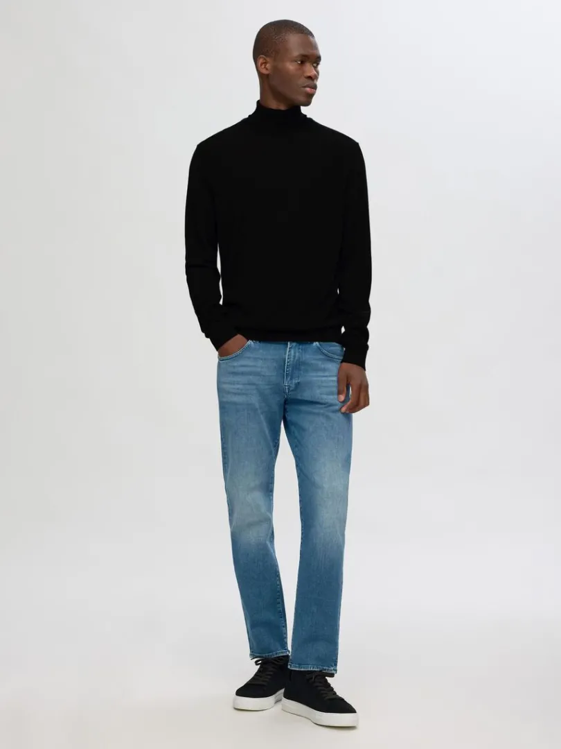 merinould_rullekrave_1.webp Strik>SELECTED 100% MERINOULD RULLEKRAVE Black