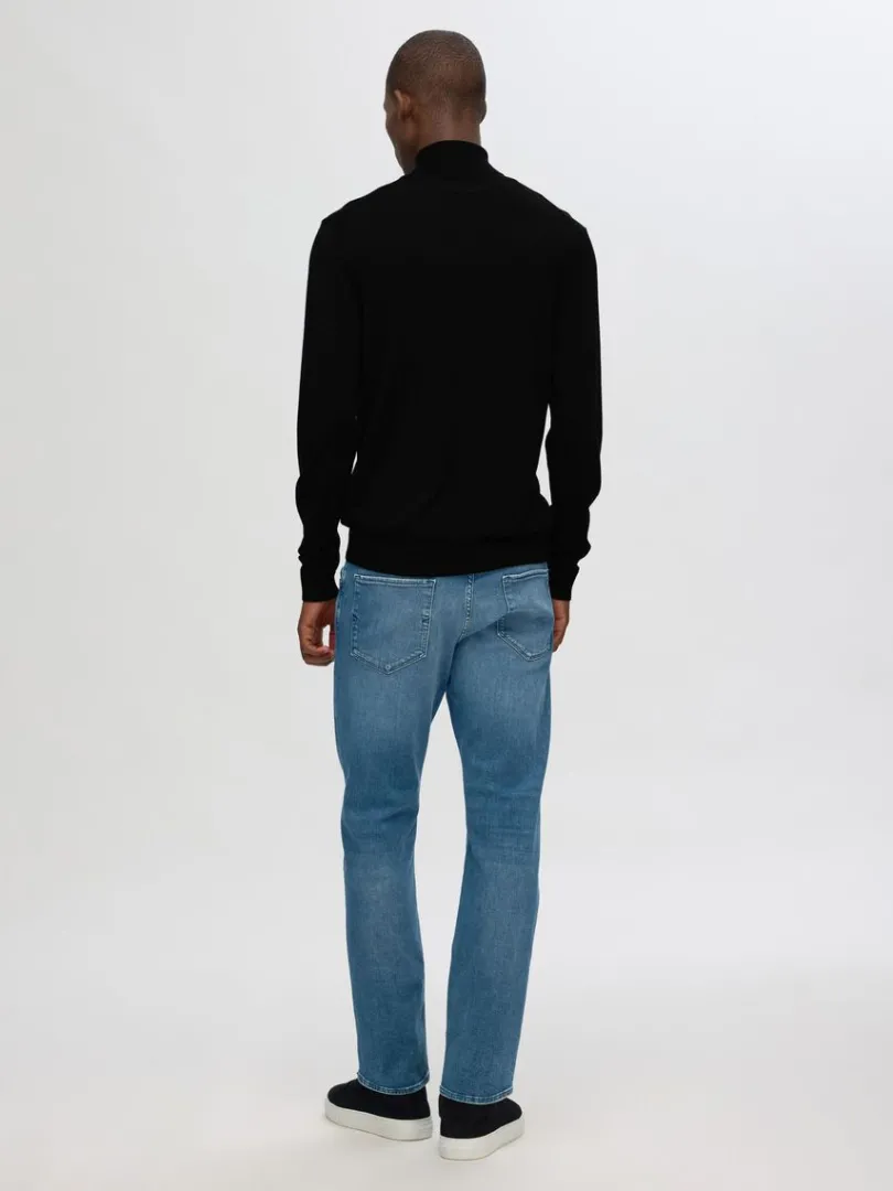 merinould_rullekrave_5.webp Strik>SELECTED 100% MERINOULD RULLEKRAVE Black