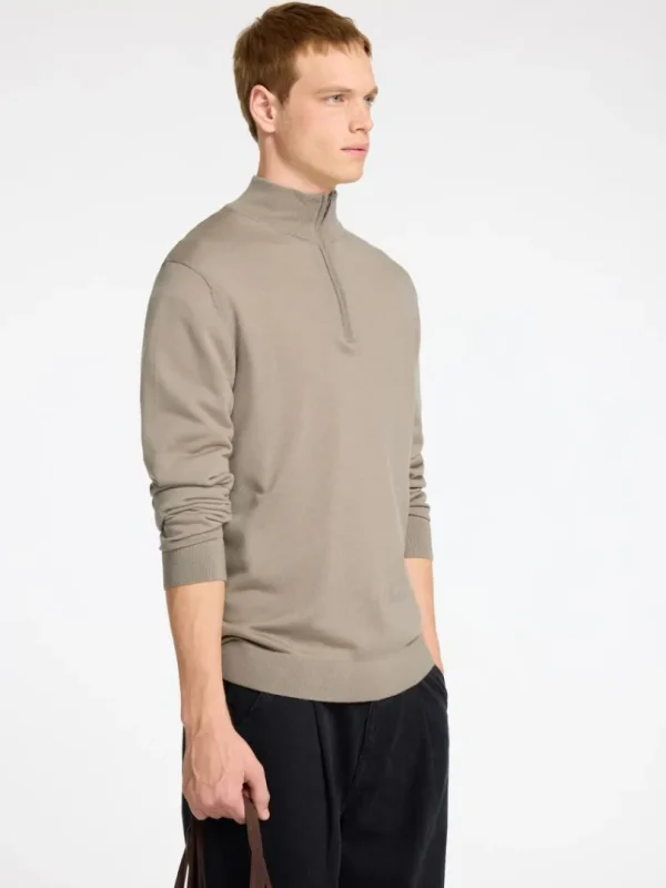 Strik>SELECTED 100% MERINOULD TRØJE MED HALV LYNLÅS Beige