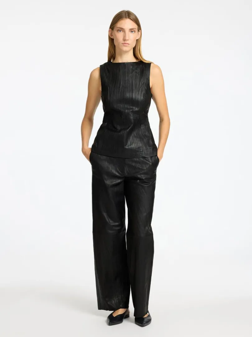 mid_waist_lderbukser_1.webp Bukser>SELECTED MID WAIST LÆDERBUKSER Black