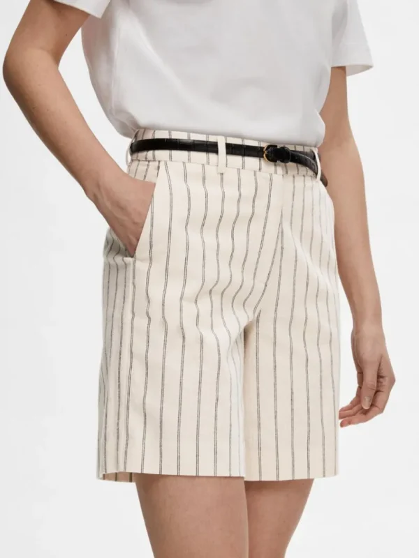 Shorts>SELECTED NÅLESTRIBET SHORTS Beige