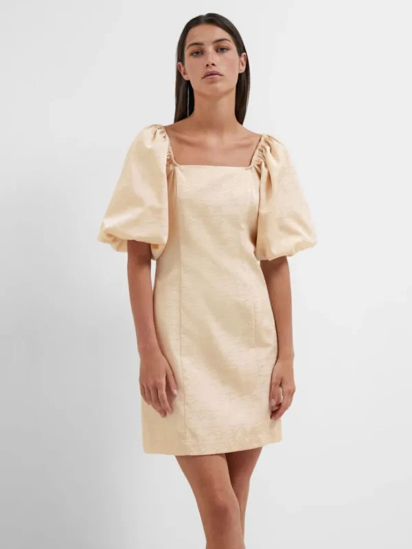 Kjoler>SELECTED OFF-THE-SHOULDER KORT KJOLE Beige