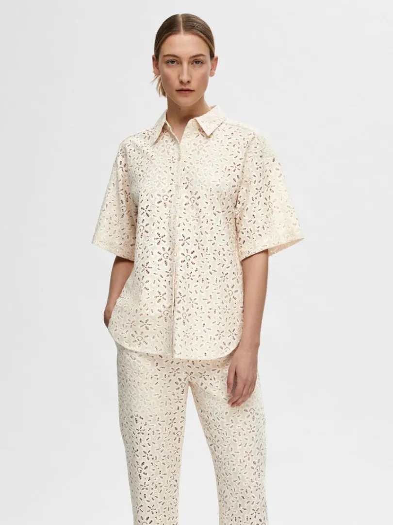 oversize_blonde_skjorte_0-1.webp Skjorter>SELECTED OVERSIZE BLONDE SKJORTE Beige