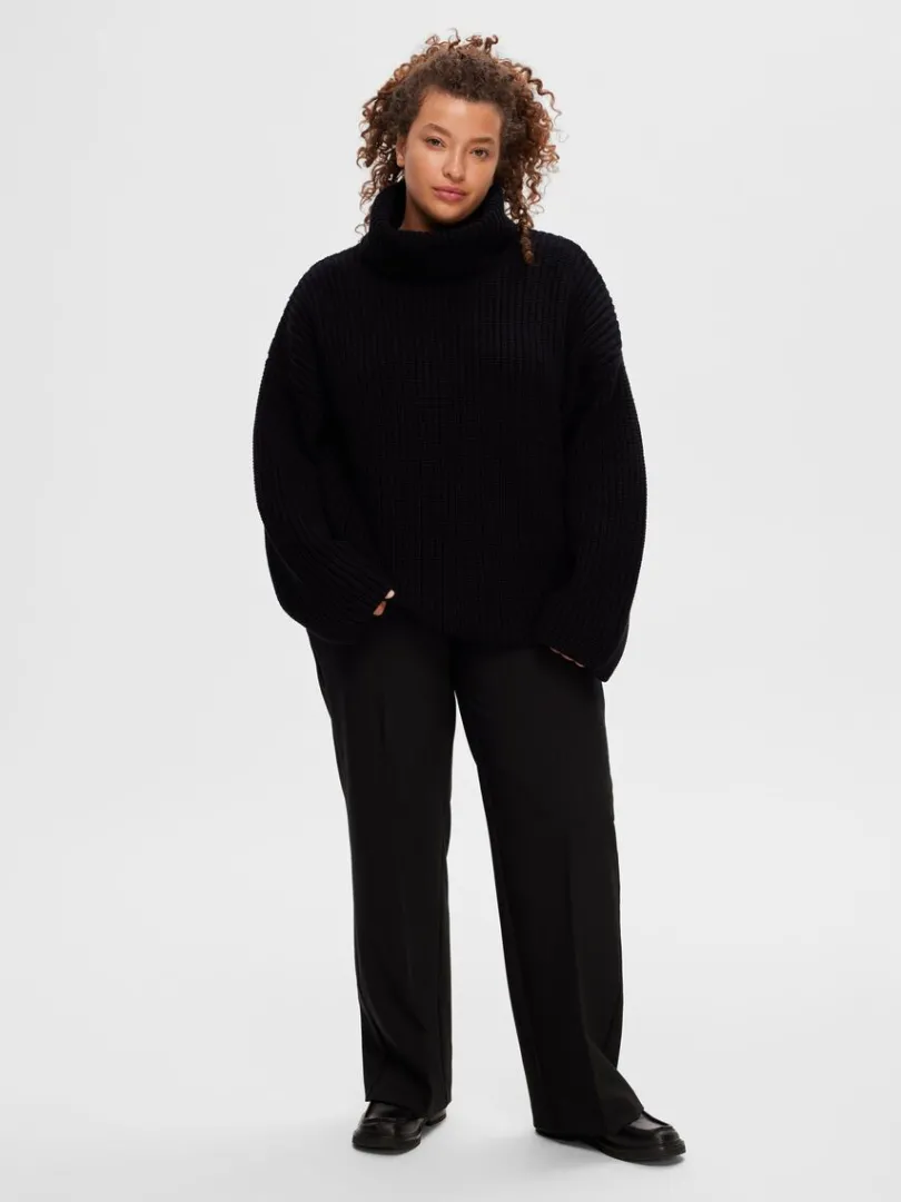 oversized_chunky_strikket_7.webp Strik>SELECTED OVERSIZED CHUNKY STRIKKET TRØJE Black