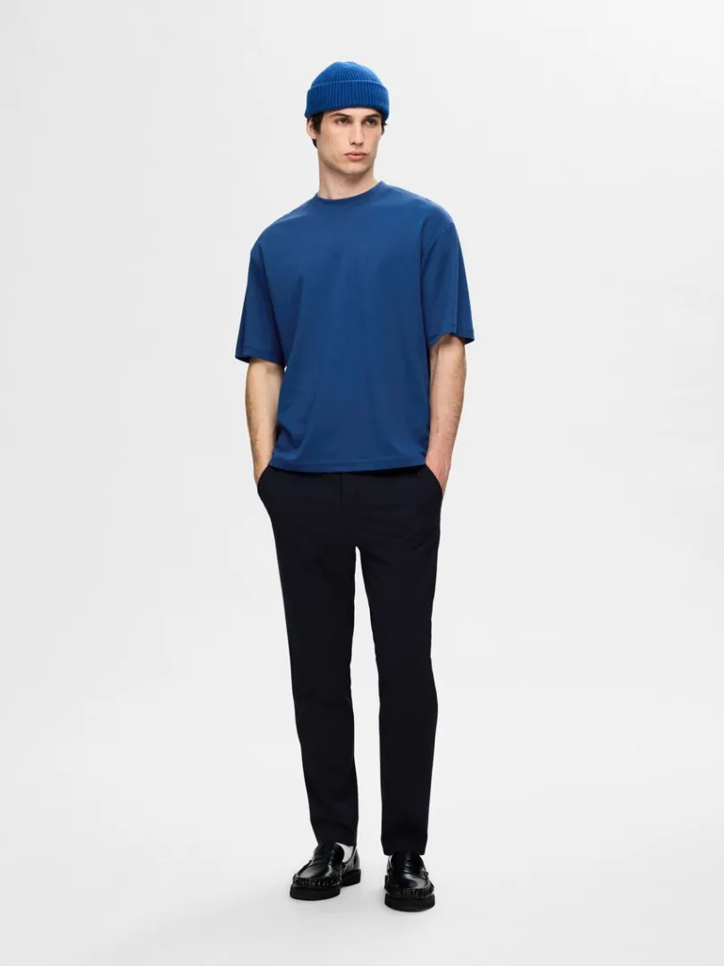 oversized_kortrmet_tshirt_1-4.webp T-shirts>SELECTED OVERSIZED KORTÆRMET T-SHIRT Blue