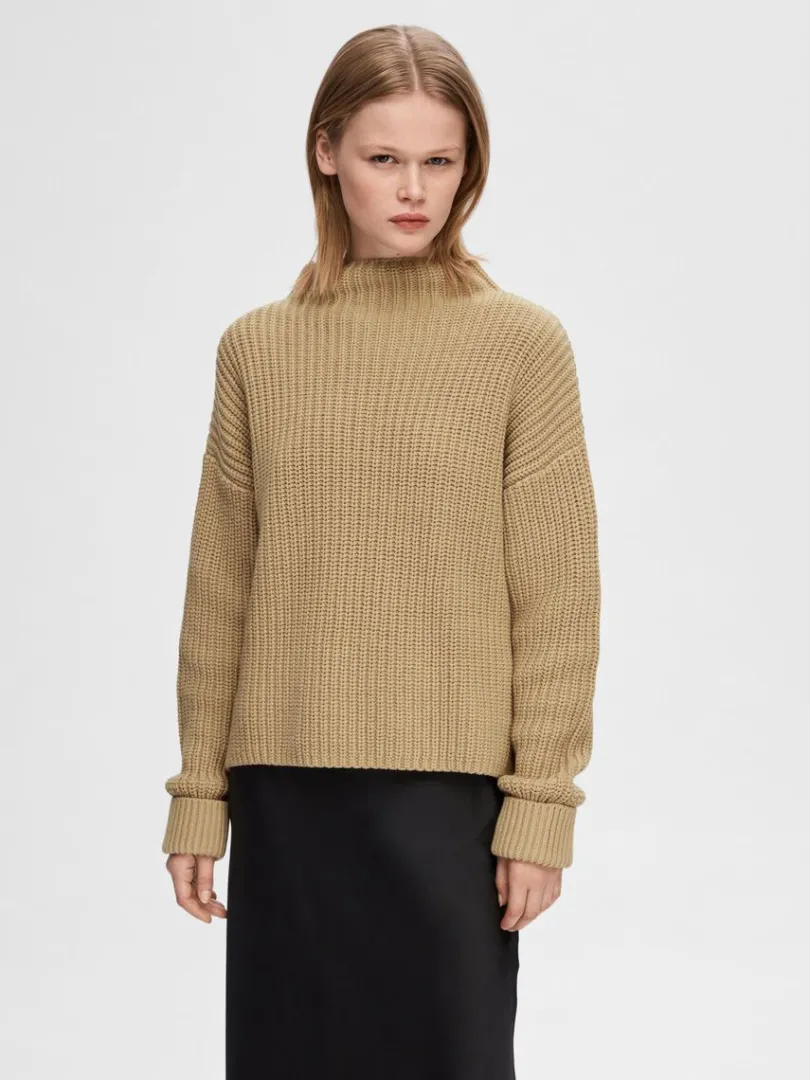oversized_striktrje_0-15.webp Strik>SELECTED OVERSIZED STRIKTRØJE Brown