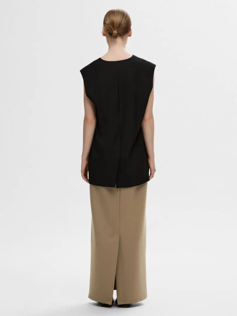 oversized_vest_4.webp Jakkesæt & Blazers | Toppe Og Bluser>SELECTED OVERSIZED VEST Black