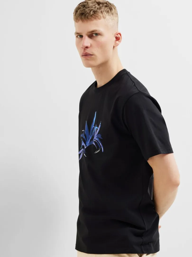 printet_bomuld_tshirt_2-5.webp T-shirts>SELECTED PRINTET BOMULD T-SHIRT Black