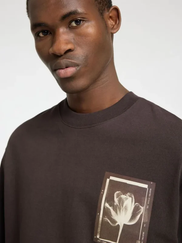 T-shirts>SELECTED PRINTET T-SHIRT MED RUND HALS Brown