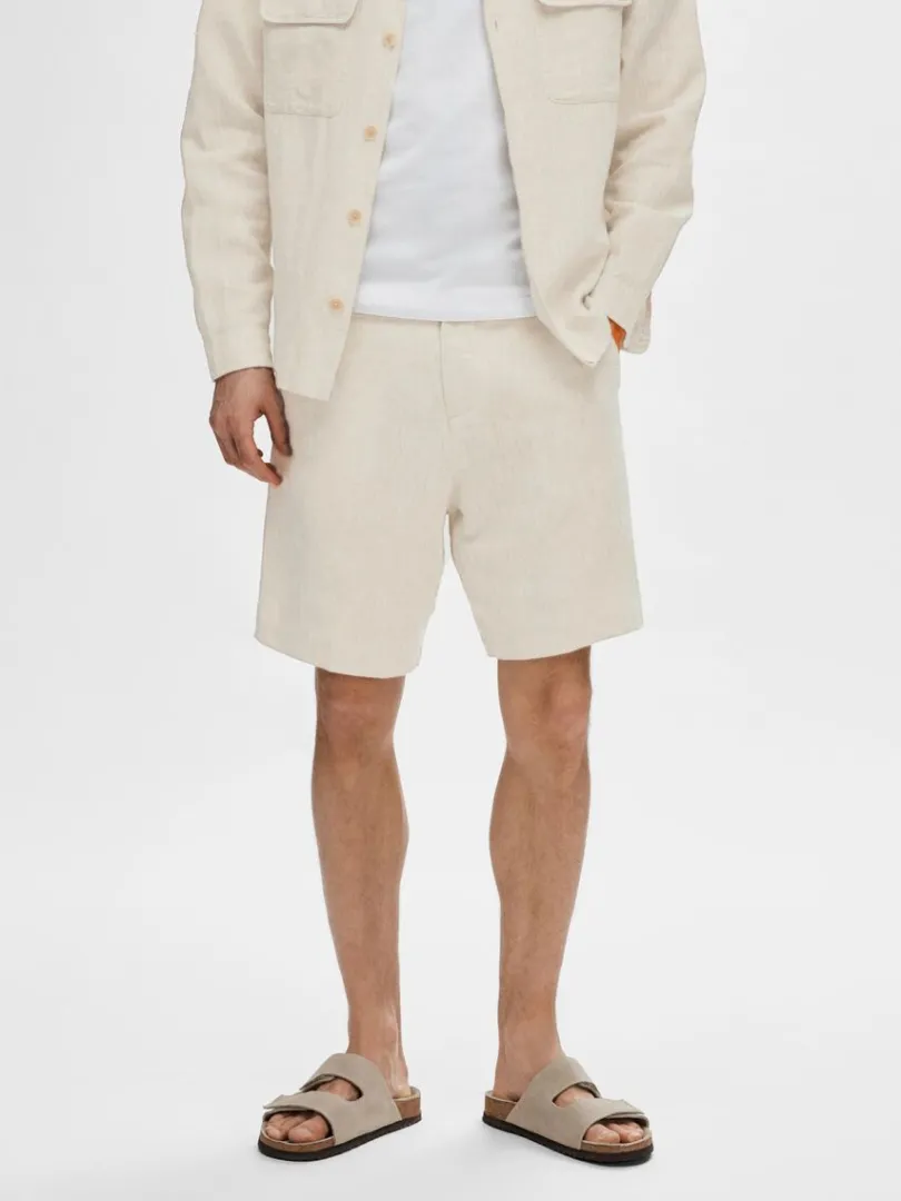 regular_pasform_shorts_0.webp Shorts>SELECTED REGULAR PASFORM SHORTS Beige