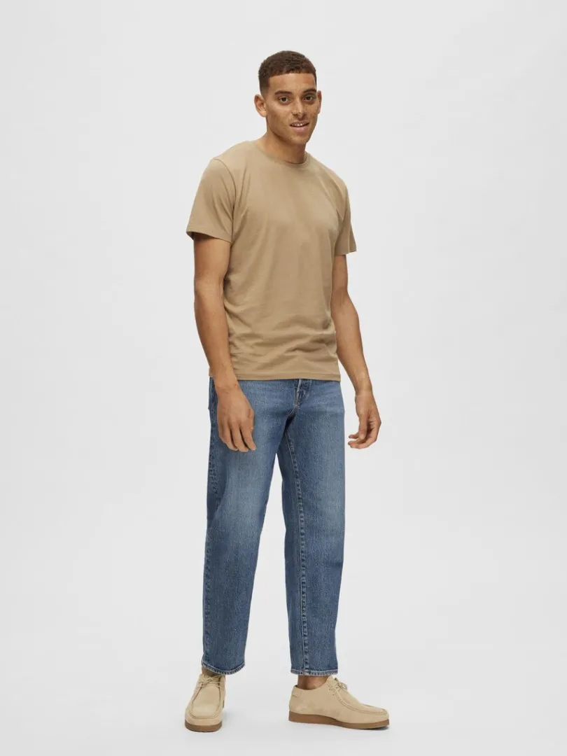 regular_tshirt_1-6.webp T-shirts>SELECTED REGULAR T-SHIRT Brown