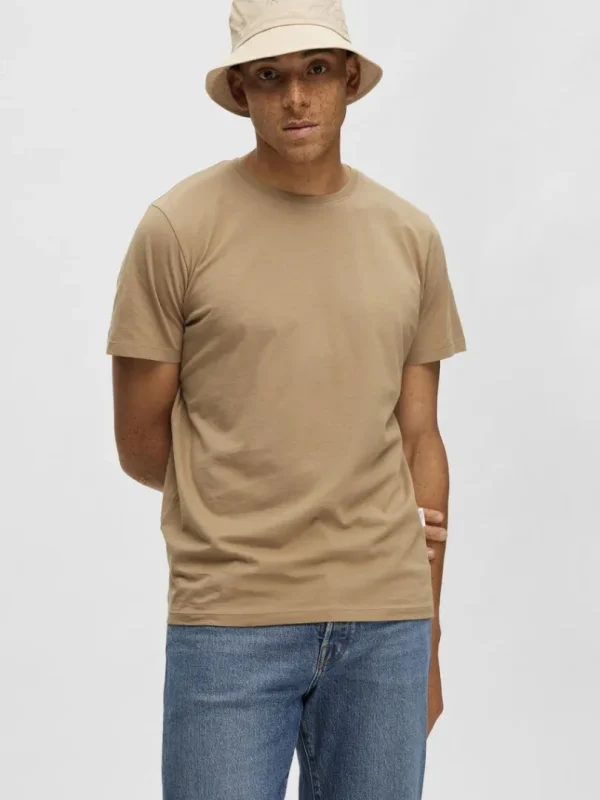 T-shirts>SELECTED REGULAR T-SHIRT Brown