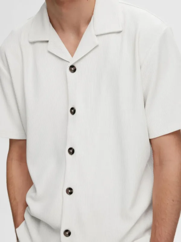 Skjorter>SELECTED RIBBET CUBAN-COLLAR KORTÆRMET SKJORTE White