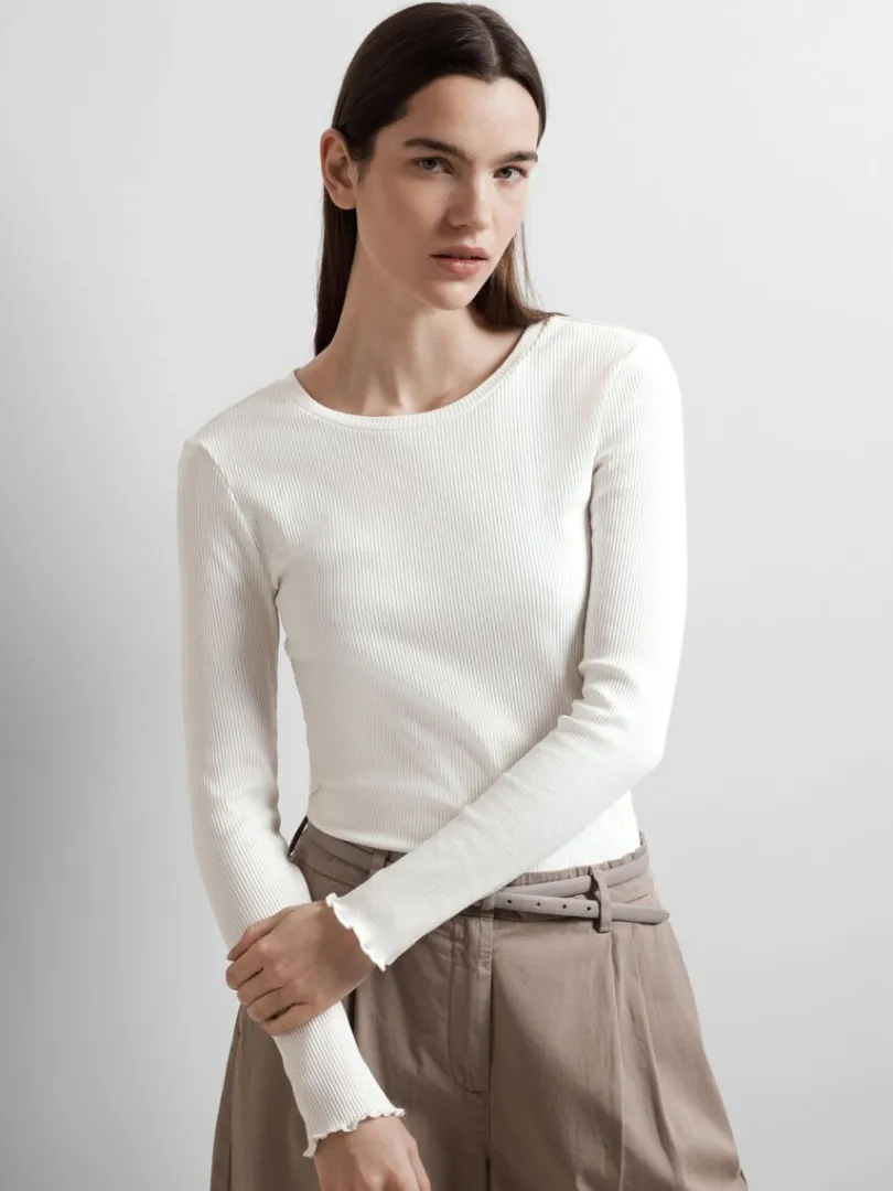 ribbet_top_med_lange_rmer_2-3.webp T-shirts>SELECTED RIBBET TOP MED LANGE ÆRMER White