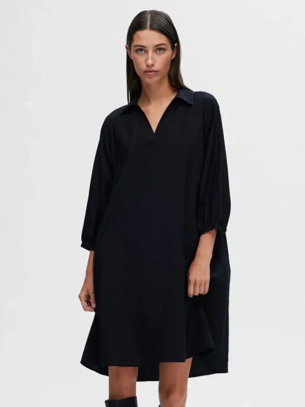 Kjoler>SELECTED 3/4-ÆRMER KORT KJOLE Black