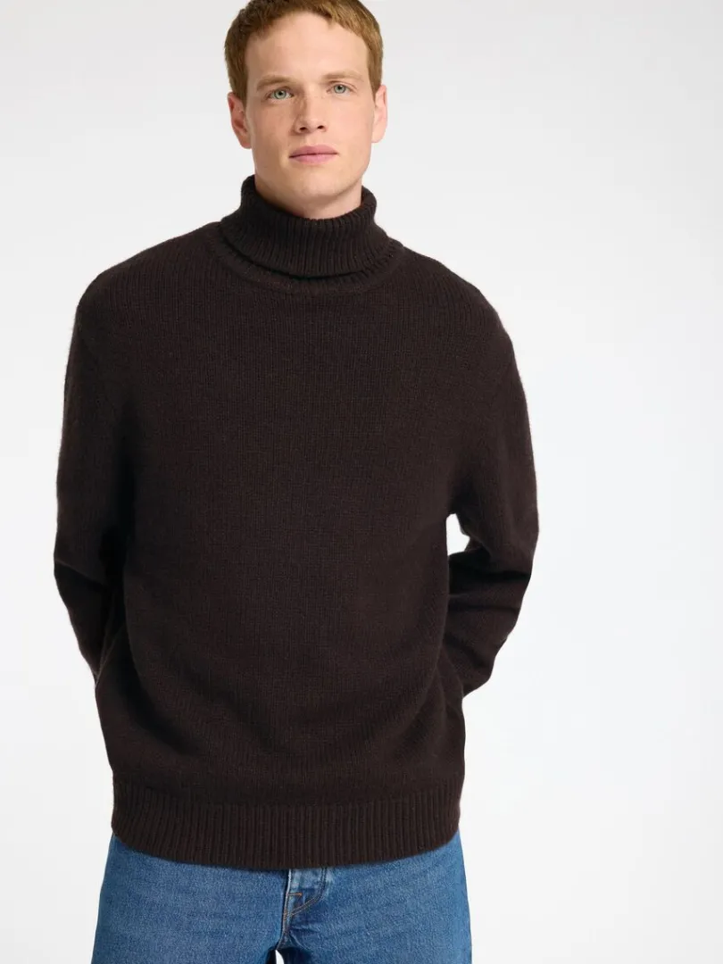 rullekrave_pullover_2-6.webp Strik>SELECTED RULLEKRAVE PULLOVER Brown