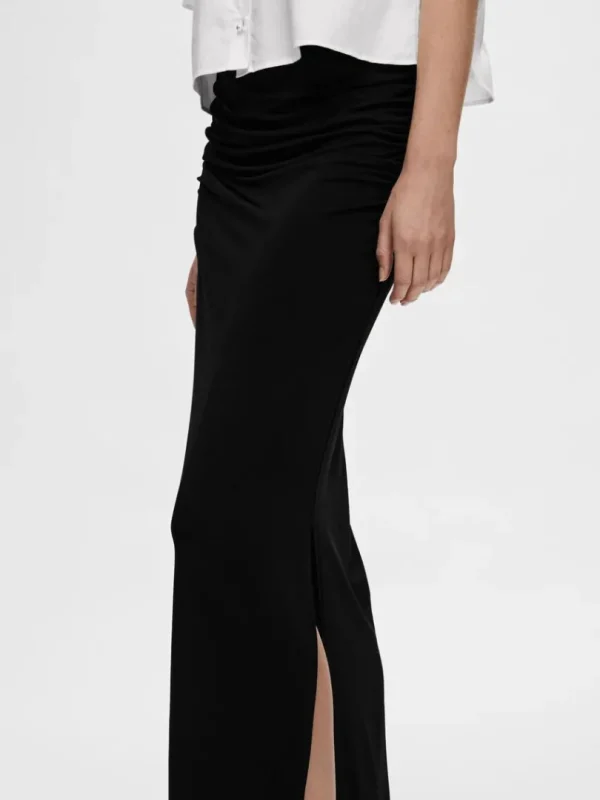 Nederdele>SELECTED RYNKET MAXINEDERDEL Black