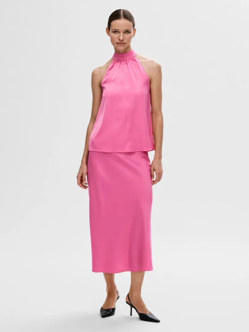 satin_halterneck_top_1.webp Toppe Og Bluser>SELECTED SATIN HALTERNECK TOP Pink