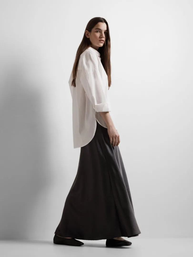 satin_maxinederdel_3-2.webp Nederdele>SELECTED SATIN MAXINEDERDEL Black