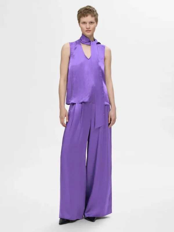 Toppe Og Bluser>SELECTED SATINSLØJFE I HALSEN TOP Purple