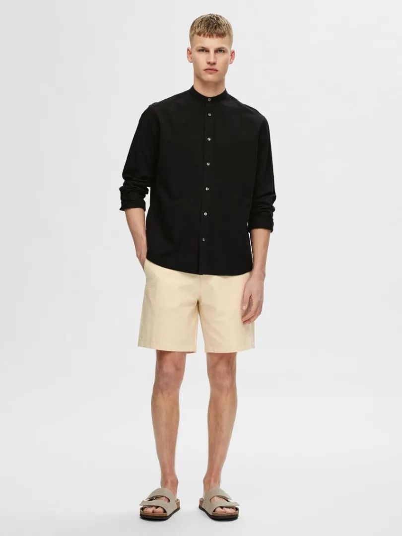 seersucker_shorts_2-3.webp Shorts>SELECTED SEERSUCKER SHORTS Beige