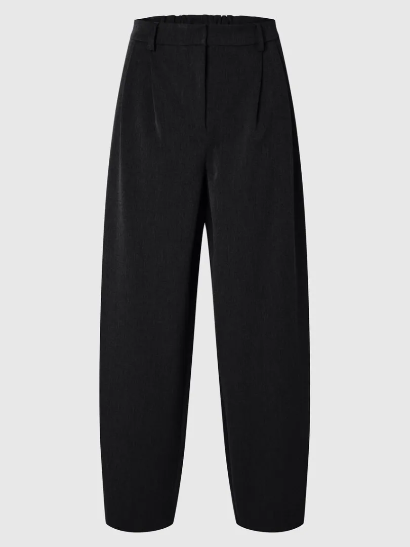skrddersyede_bukser_med_b_5.webp Bukser>SELECTED SKRÆDDERSYEDE BUKSER MED BARREL-FIT Black