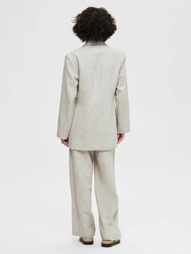 slim_fit_blazer_4-1.webp Jakkesæt & Blazers>SELECTED SLIM FIT BLAZER Beige