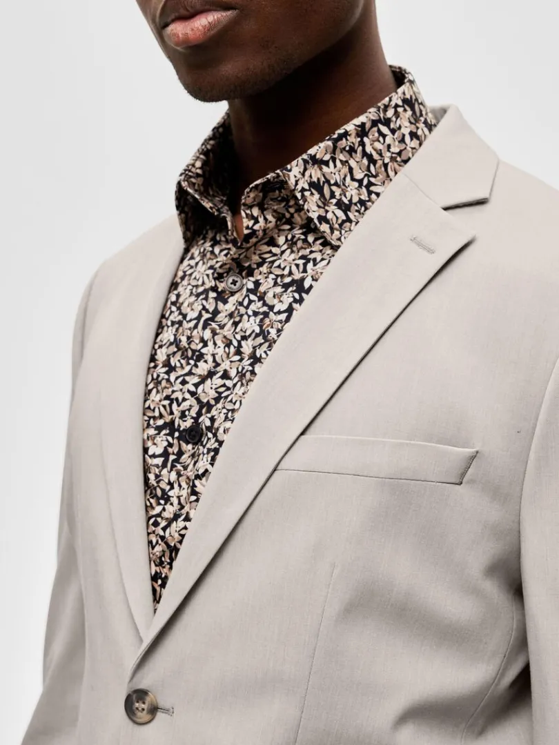 slim_fit_blazer_5-22.webp Jakkesæt & Blazers>SELECTED SLIM FIT BLAZER Beige