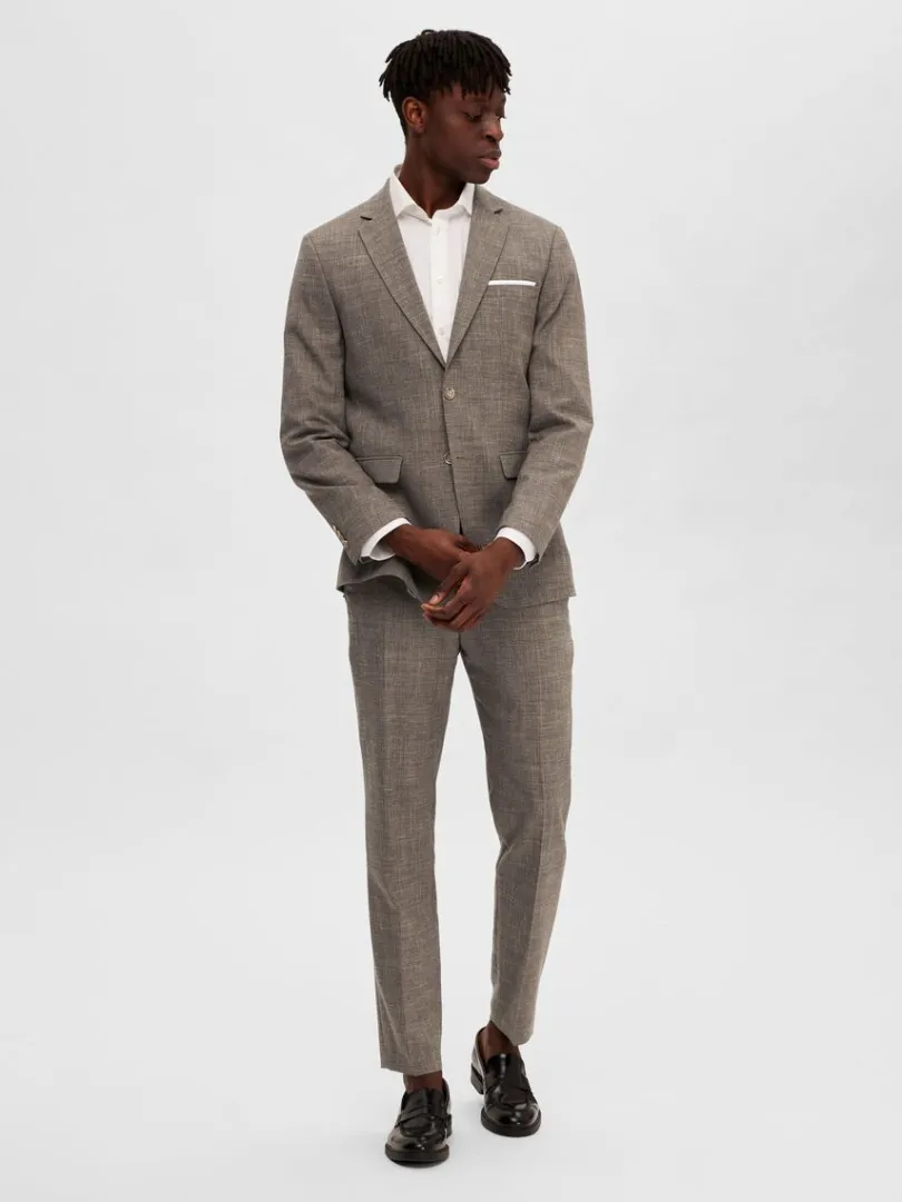 slim_fit_enkeltradet_blaz_3.webp Jakkesæt & Blazers>SELECTED SLIM FIT ENKELTRADET BLAZER Brown