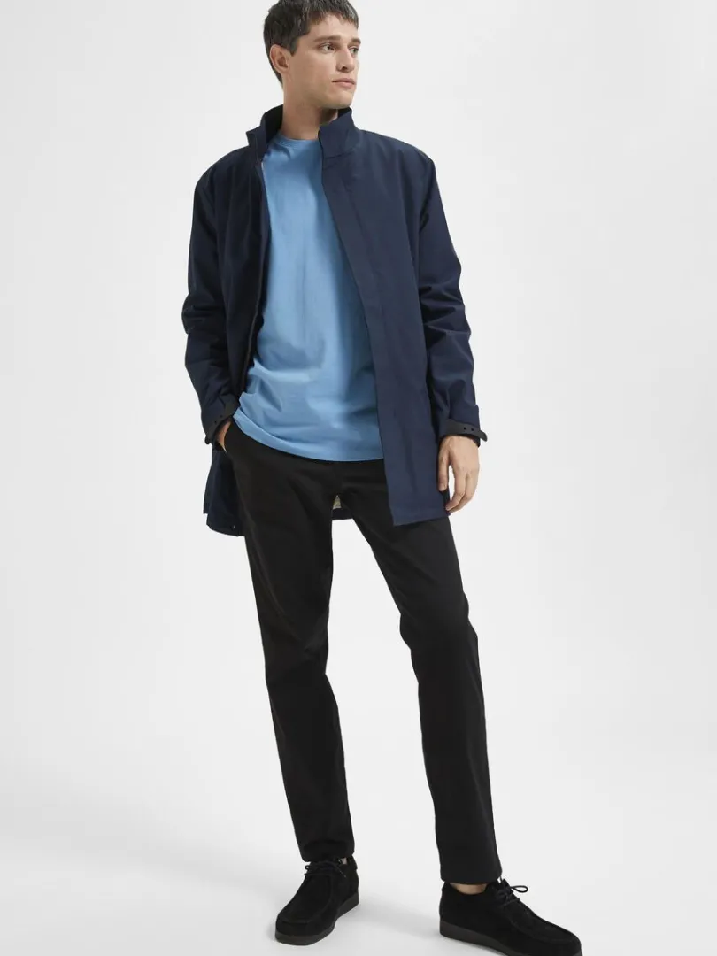 slim_fit_flex_chinos_3-4.webp Bukser>SELECTED 175 SLIM FIT FLEX CHINOS Black