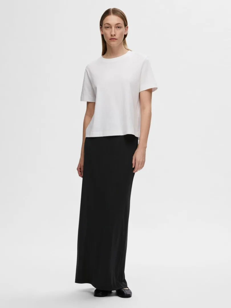 slim_maxinederdel_2.webp Nederdele>SELECTED SLIM MAXINEDERDEL Black