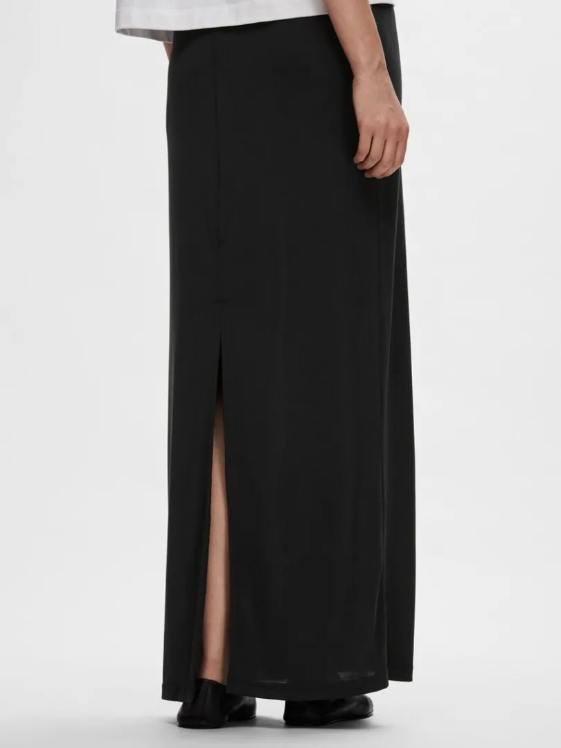 slim_maxinederdel_4.webp Nederdele>SELECTED SLIM MAXINEDERDEL Black